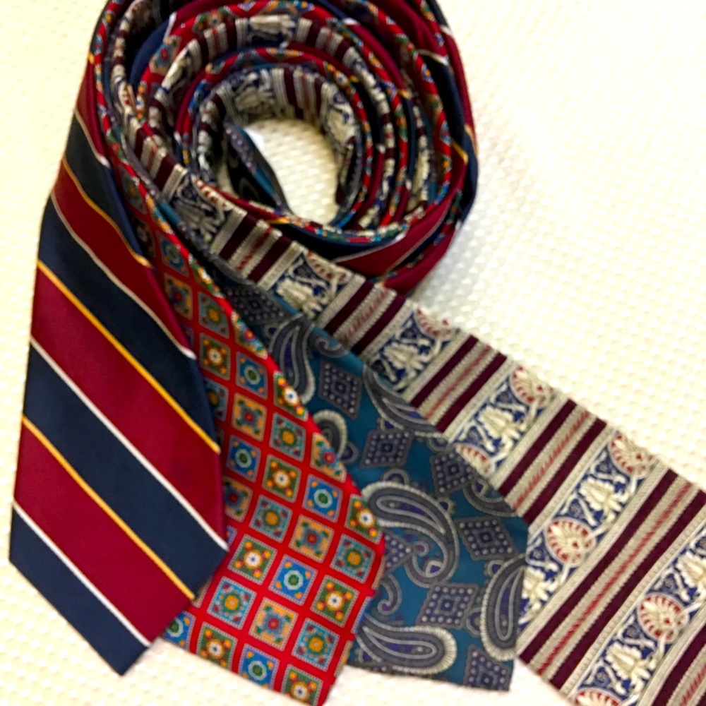 Set of 4 ties
